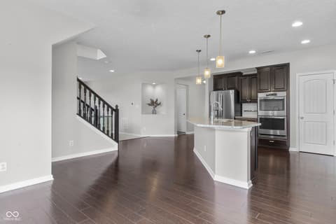 Photo of 13824 Fieldcrest Drive, McCordsville, IN