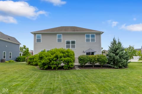 Photo of 13824 Fieldcrest Drive, McCordsville, IN