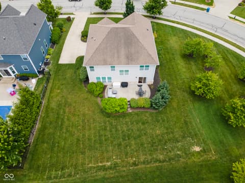 Photo of 13824 Fieldcrest Drive, McCordsville, IN