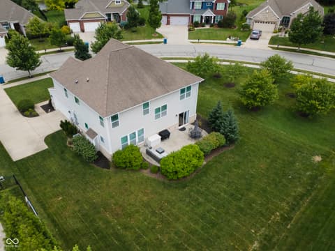 Photo of 13824 Fieldcrest Drive, McCordsville, IN