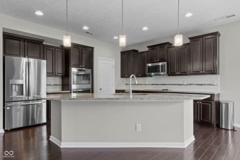 Photo of 13824 Fieldcrest Drive, McCordsville, IN