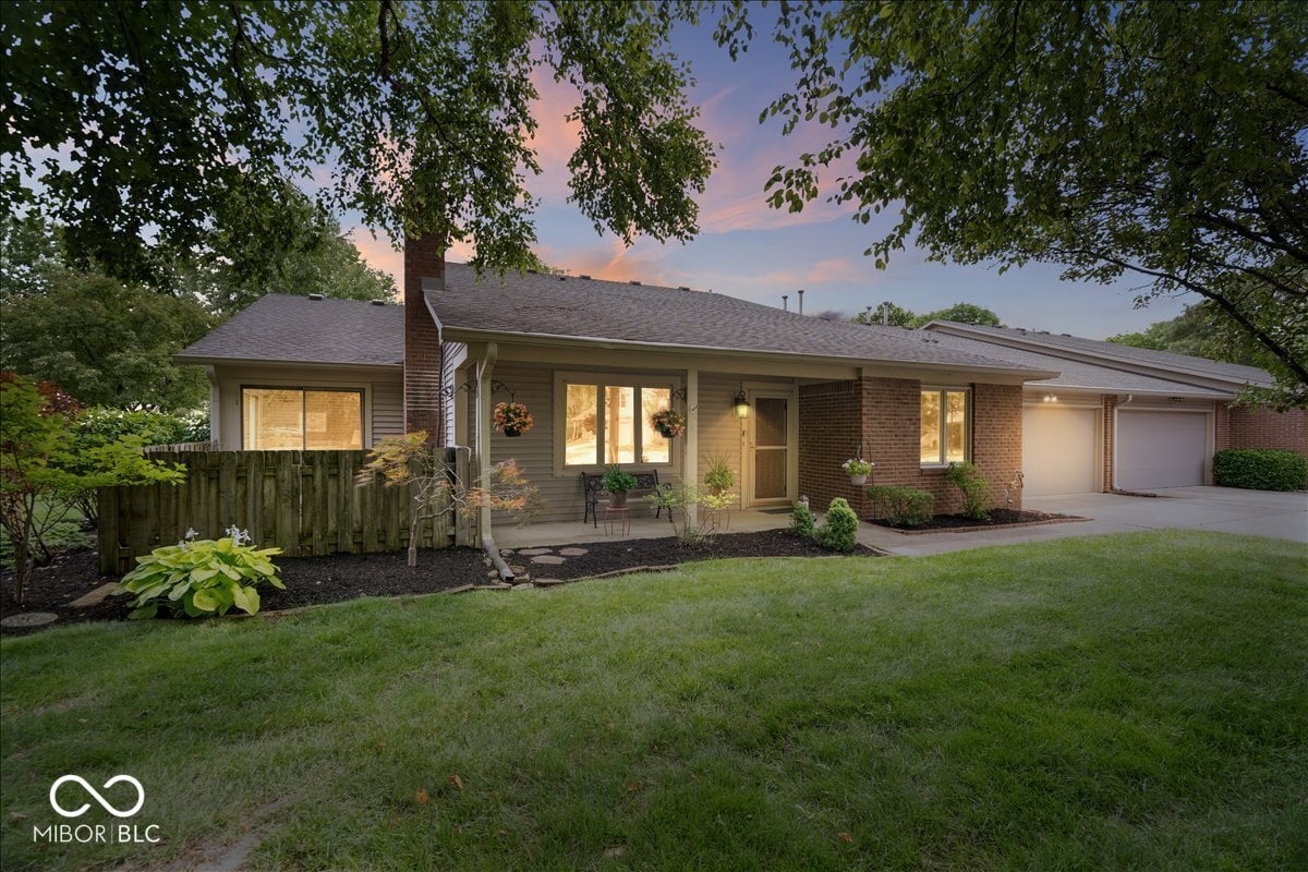Photo of 7438 Prairie Lake Drive, Indianapolis, IN