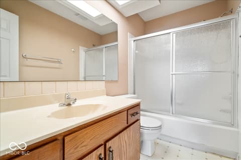 Photo of 7438 Prairie Lake Drive, Indianapolis, IN