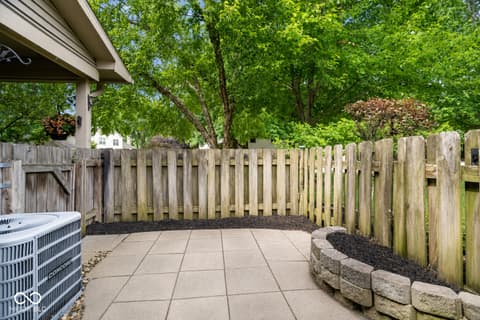 Photo of 7438 Prairie Lake Drive, Indianapolis, IN