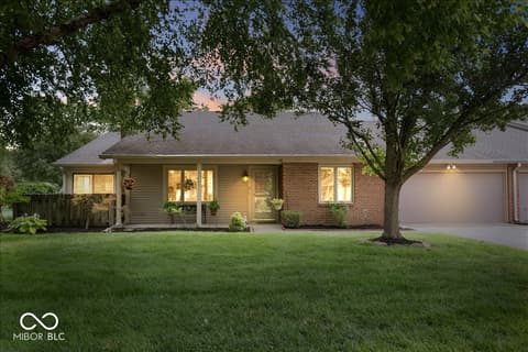 Photo of 7438 Prairie Lake Drive, Indianapolis, IN