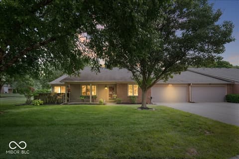 Photo of 7438 Prairie Lake Drive, Indianapolis, IN
