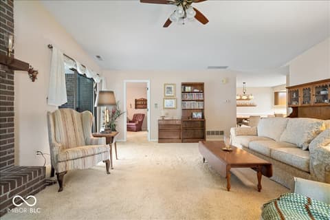 Photo of 7438 Prairie Lake Drive, Indianapolis, IN