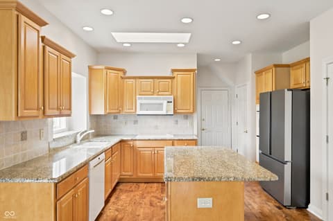 Photo of 10914 Lightship Court, Fishers, IN