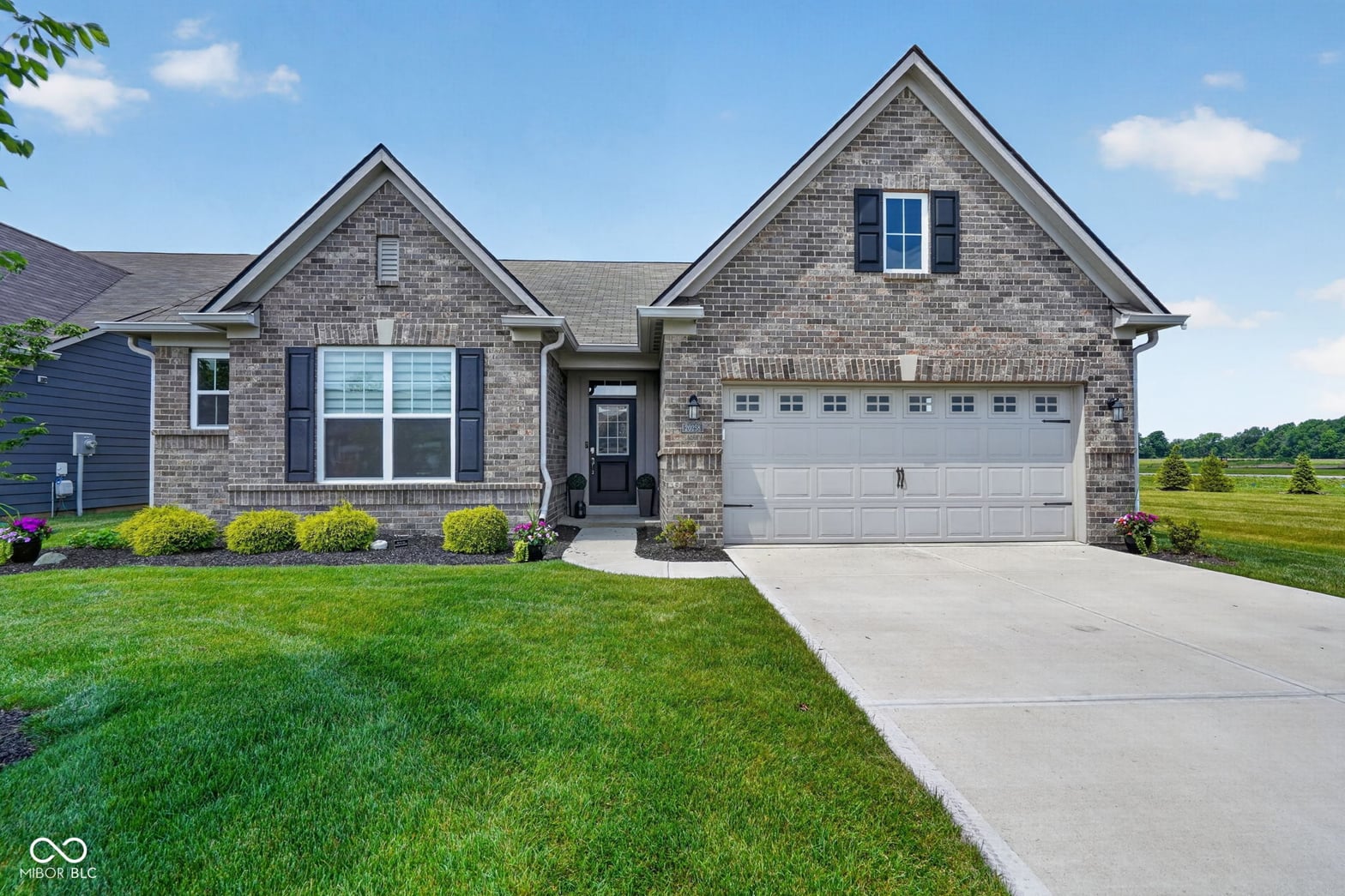 Front exterior at 20258 Willenhall Court, Westfield, IN