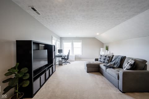 Photo of 12052 Ashland Drive, Fishers, IN