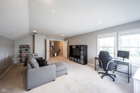 Photo of 12052 Ashland Drive, Fishers, IN