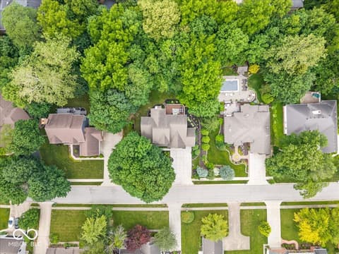 Aerial view at 811 Pebble Brook Place, Noblesville, IN