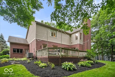 Backyard at 811 Pebble Brook Place, Noblesville, IN