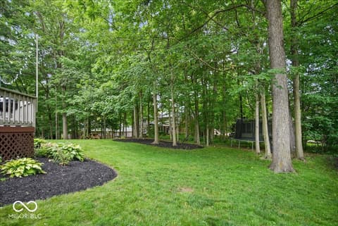 Yard at 811 Pebble Brook Place, Noblesville, IN