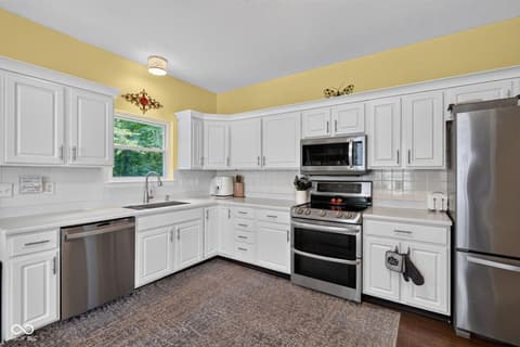 Photo of 10504 Aspen Drive, Fishers, IN