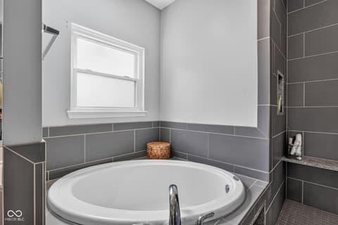 Photo of 10504 Aspen Drive, Fishers, IN