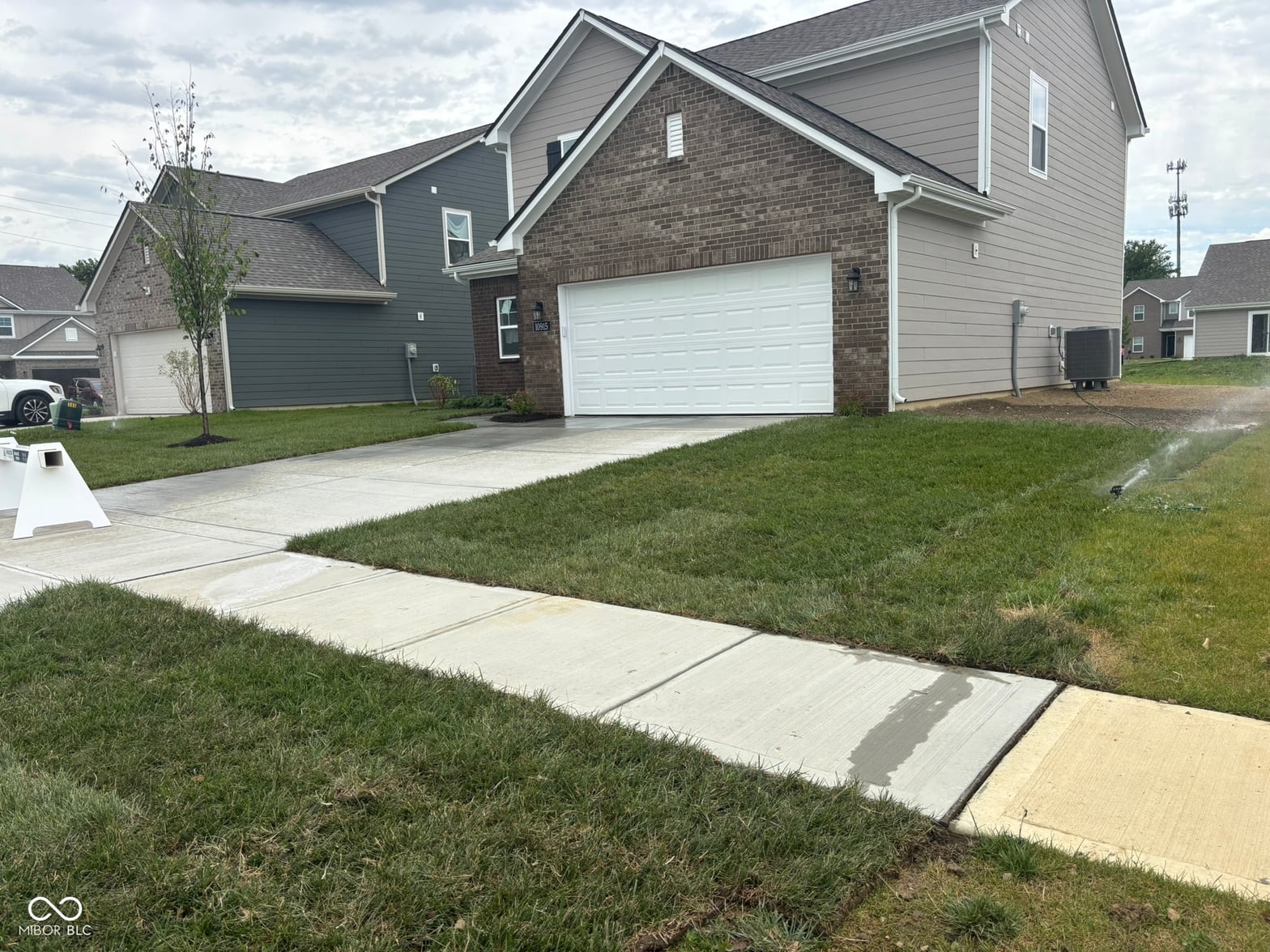 Photo of 10915 Helmcrest Drive, Indianapolis, IN
