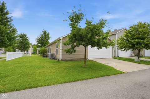 Photo of 12254 Maize Drive, Noblesville, IN