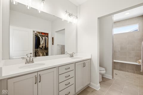 Primary bathroom at 14892 Higgins Drive, Westfield, IN