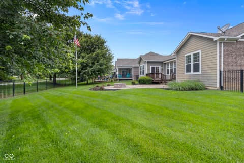 Yard at 15429 Slateford Road, Noblesville, IN