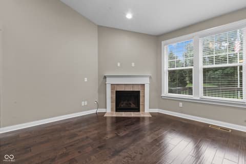 Living room at 15429 Slateford Road, Noblesville, IN