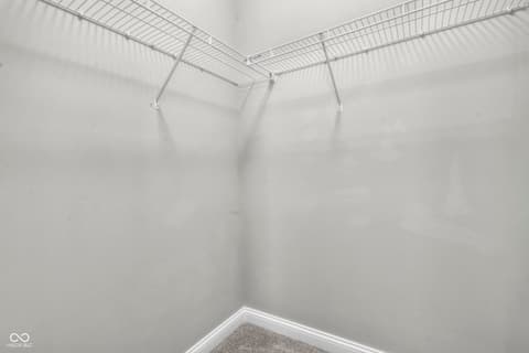 Walk In Closets — 15429 Slateford Road, Noblesville, IN