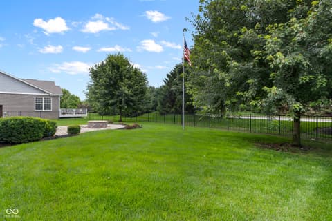 Yard at 15429 Slateford Road, Noblesville, IN