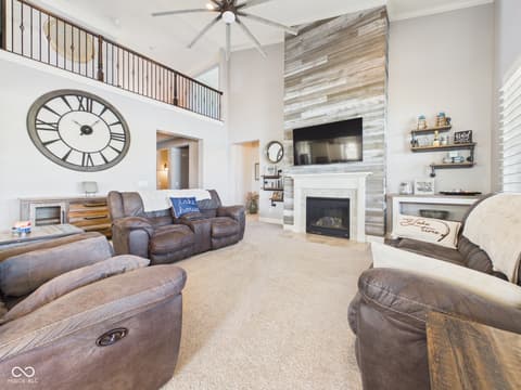 Living room at 6842 Bladstone Road, Noblesville, IN