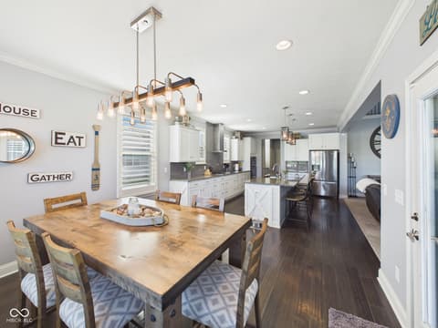Dining room at 6842 Bladstone Road, Noblesville, IN