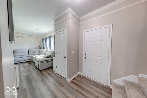 Foyer at 4847 Ashbrook Drive, Noblesville, IN