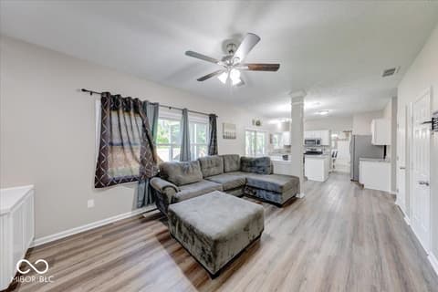 Living room at 4847 Ashbrook Drive, Noblesville, IN