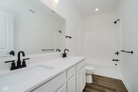 Photo of 1763 Gualandri Lane, Westfield, IN