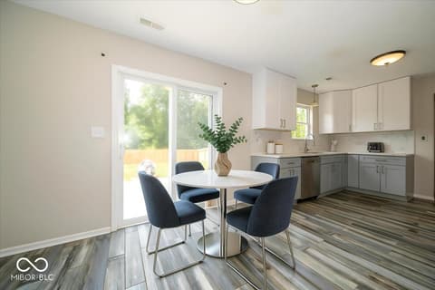 Breakfast Area — 15427 Outside Trail, Noblesville, IN